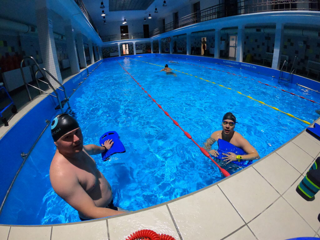 Grupowe lekcje pływania dla dorosłych